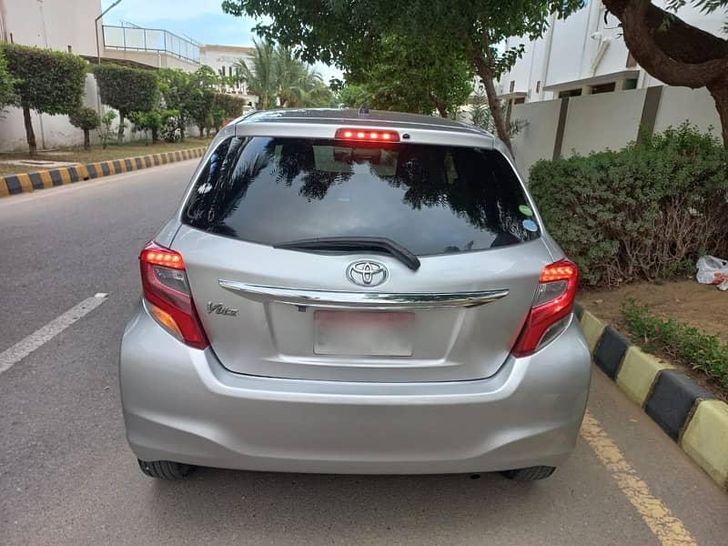 Toyota Vitz 2014 9