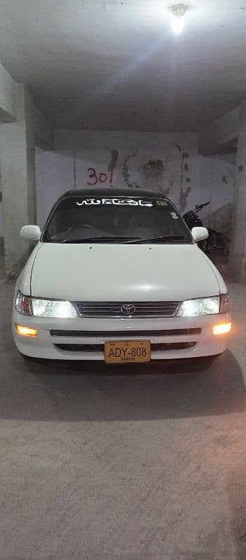 Toyota Corolla 2000 3