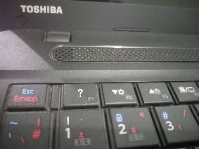 Toshiba Laptop 6