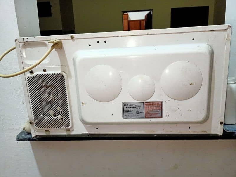 microwave oven 2