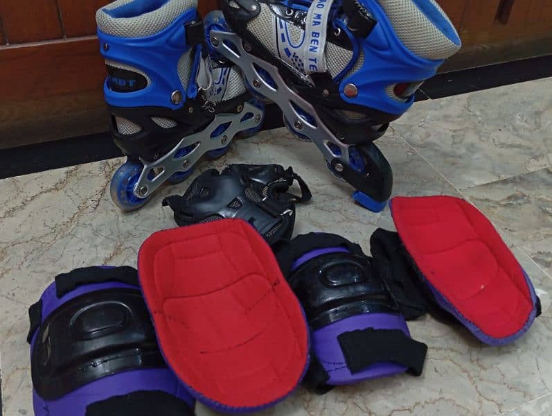 New skating shoes with protective equipment 1