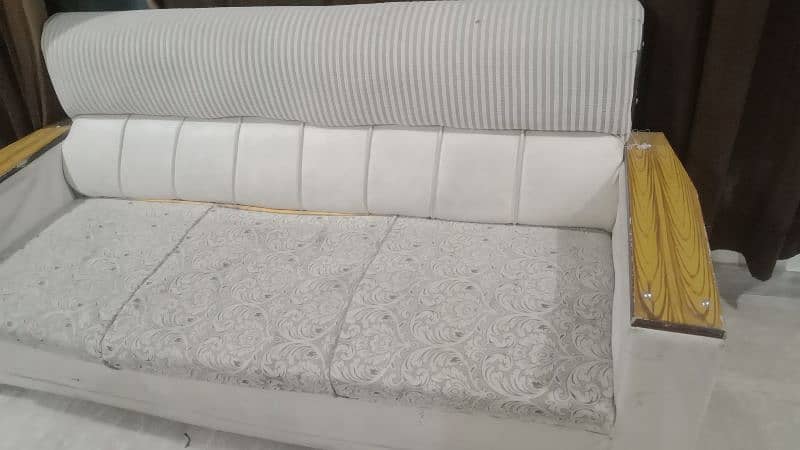 5 seater used sofa set 1