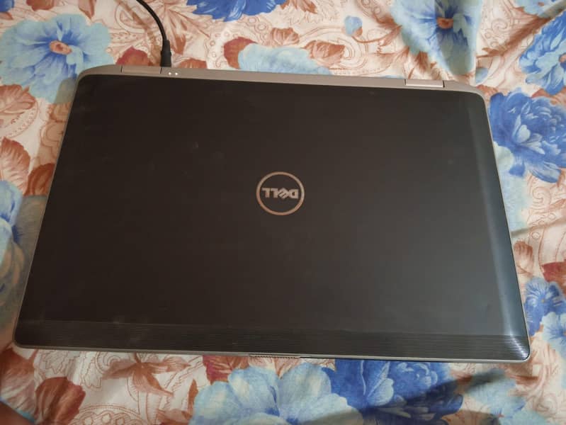 Dell Latitude E6530 1