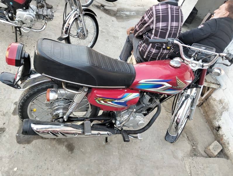 honda 125 all Punjab number 8