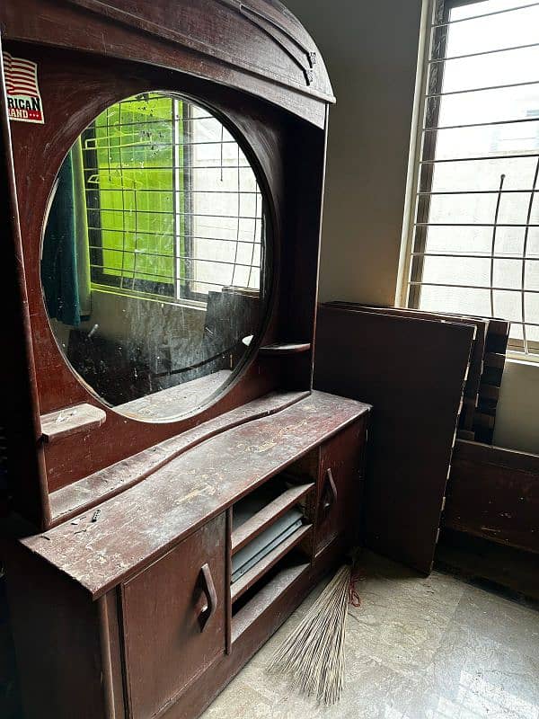 dressing table with mirror for sale 0