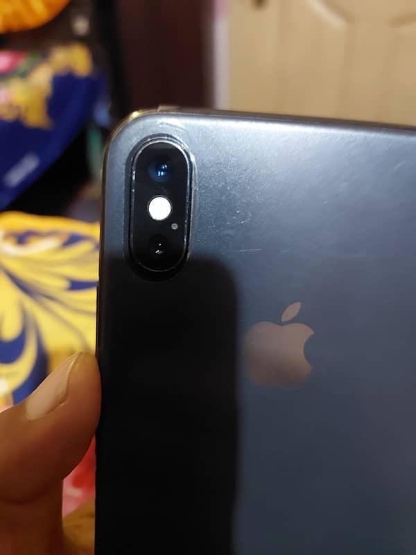 iphone xs 64gb non pta jv sim time used candtion 10’9 6