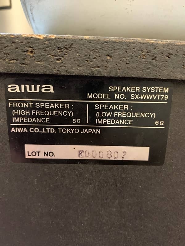 Aiwa 5.1 channel surround sound with subwoofers 1