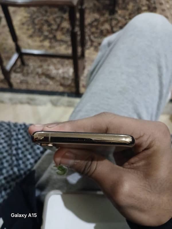 iphone xs 256 non pta gold color 7