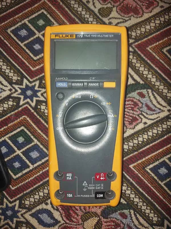 Fluke 179 / digital meter 1