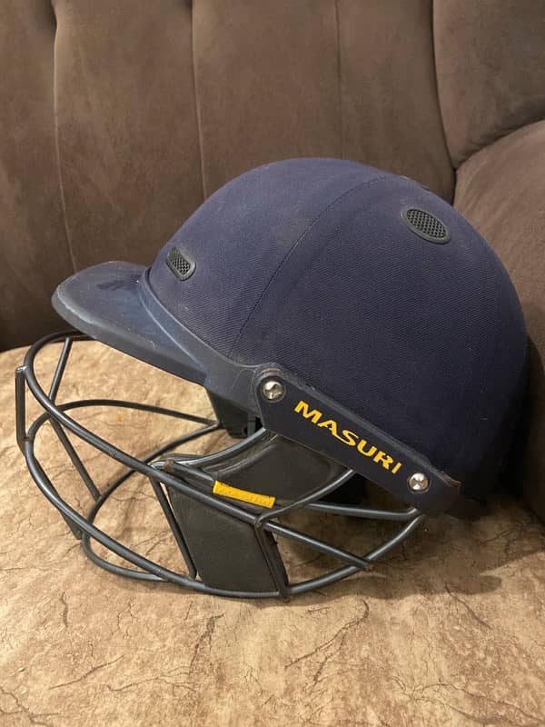 cricket helmet 1