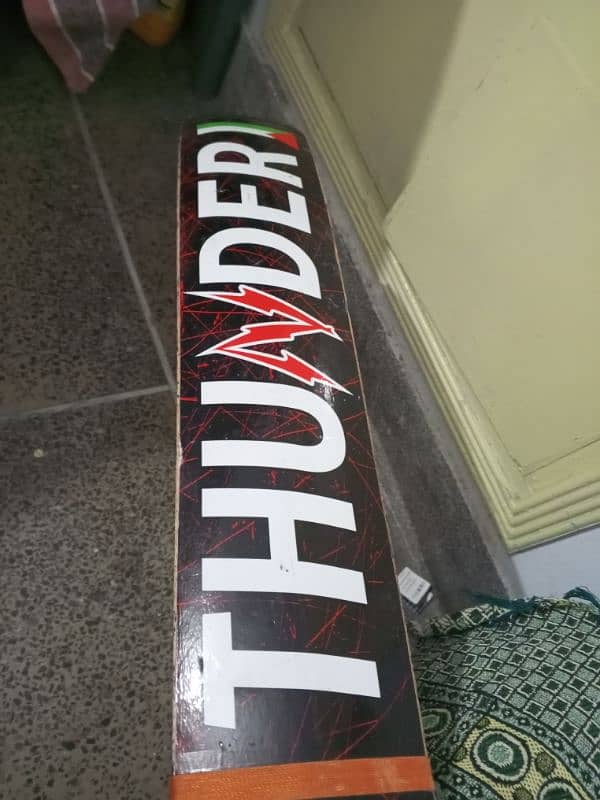 DOUBLE PRESSED COCONUT CRICKET BAT 4