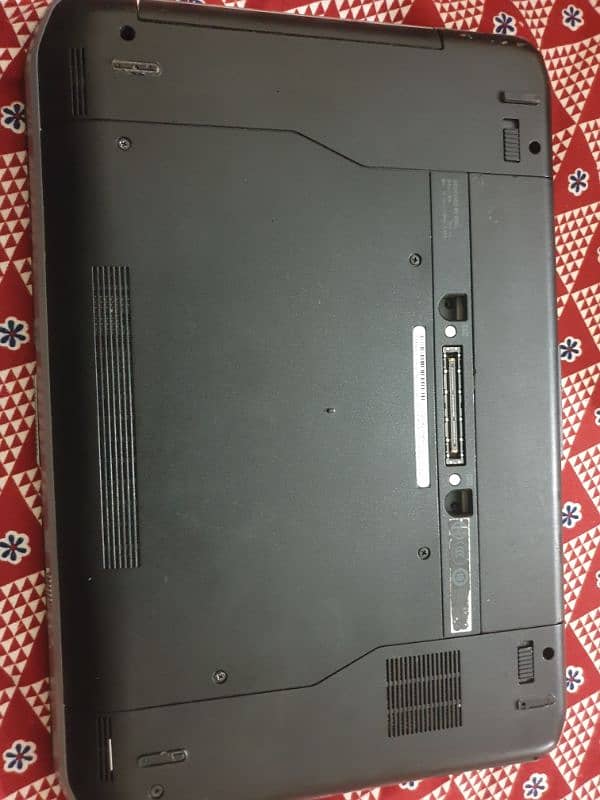 laptop good condition for sale 20.000price 5