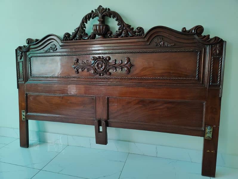 Tali (Sheesham) Wooden Bed for sale. 9