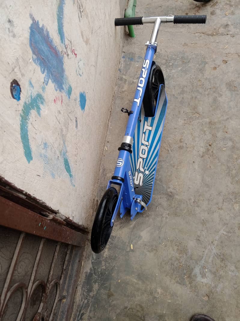 kids Scooty for sale 3