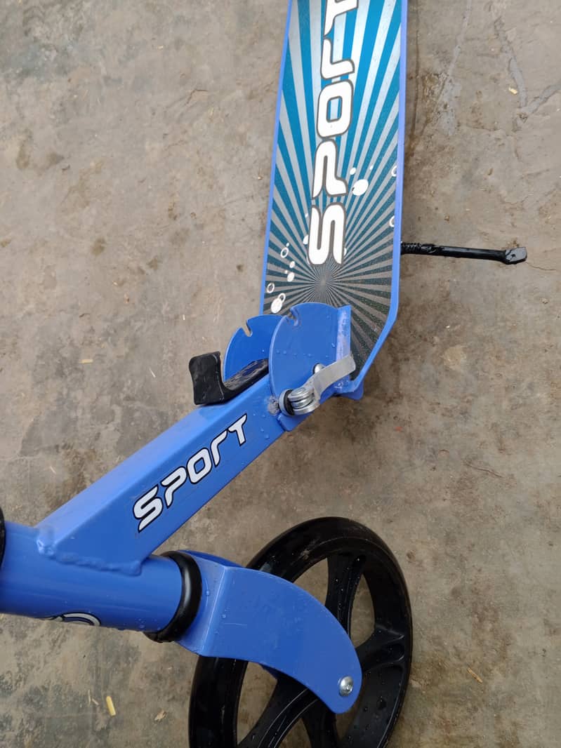 kids Scooty for sale 5