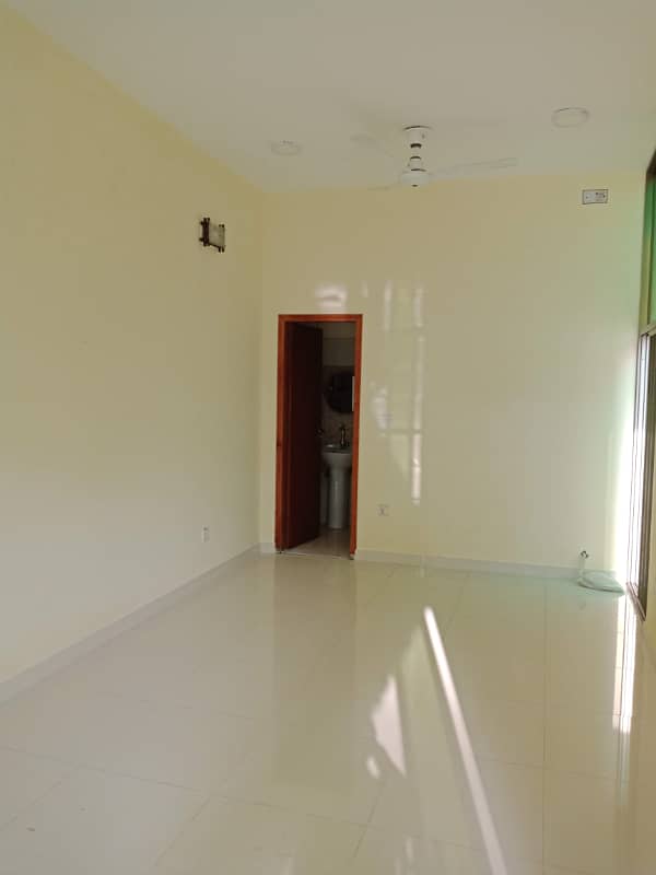 2 Kanal House Near M M Alam Road 8