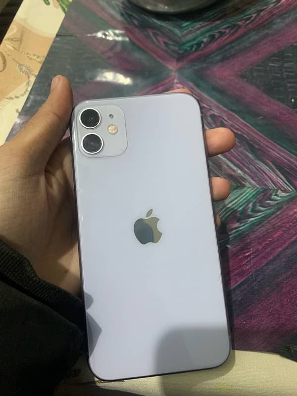 iphone 11 JV 10/10 condition 64GB 1