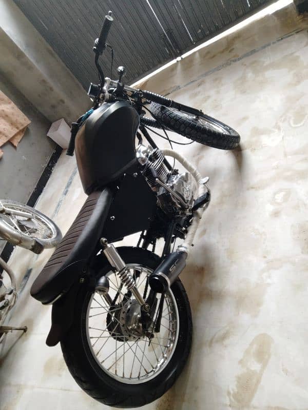 Honda CG-125 fully Modified 1