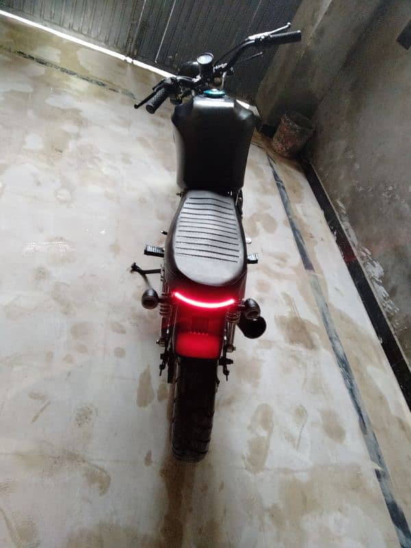 Honda CG-125 fully Modified 4