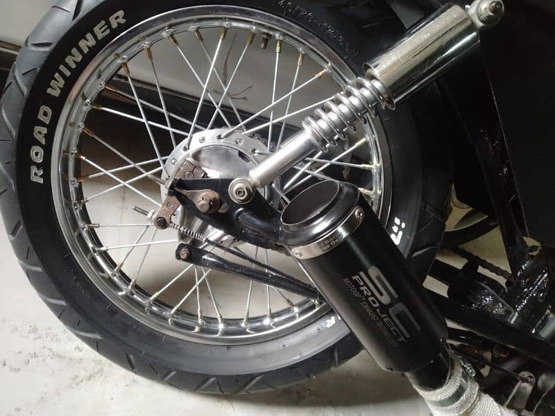 Honda CG-125 fully Modified 10