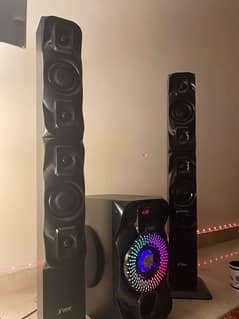 speaker (sound system)