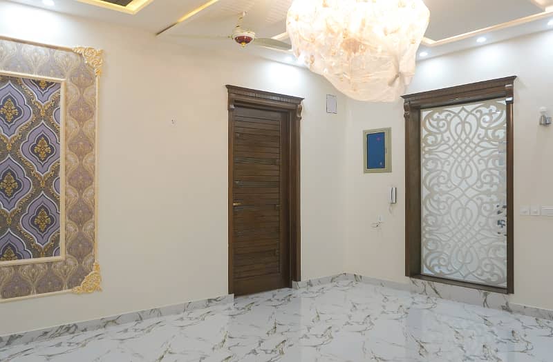 11 Marla Brand New Luxury House For Sale In Allama Iqbal Town Super Hot Location 31