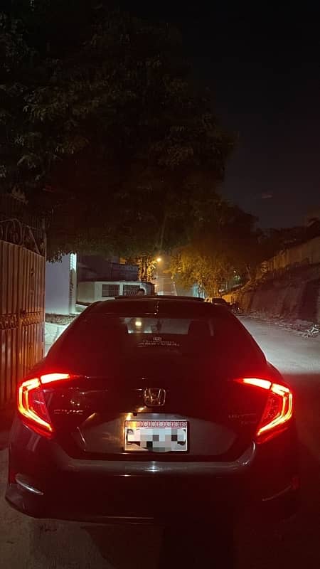 Honda Civic Oriel 2019 7