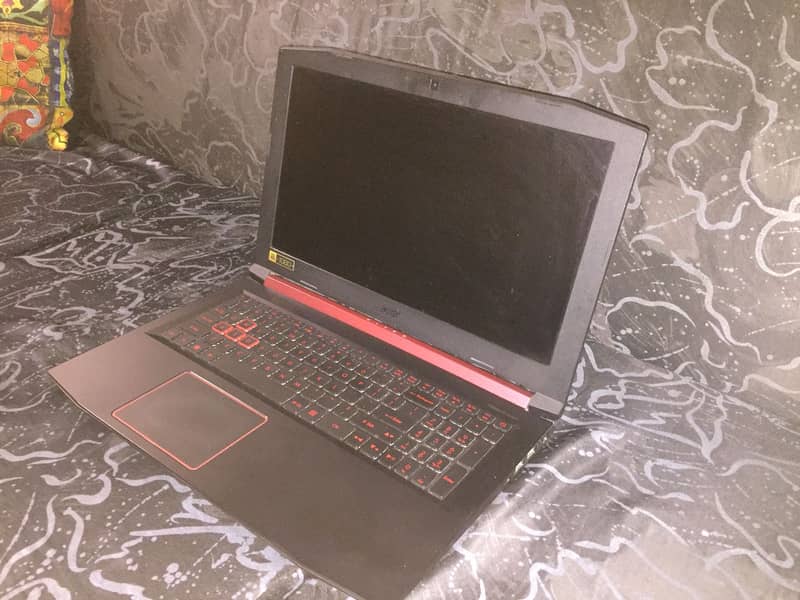 Acer Nitro 5 AN515 4