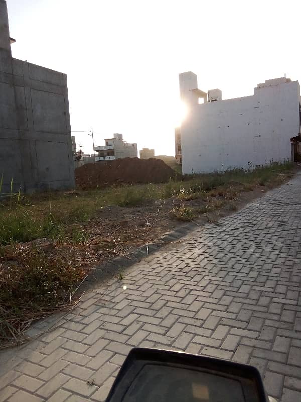 160 Sq Yards Commercial Plot Available For Sale In PS City 2 PS View Facing 0