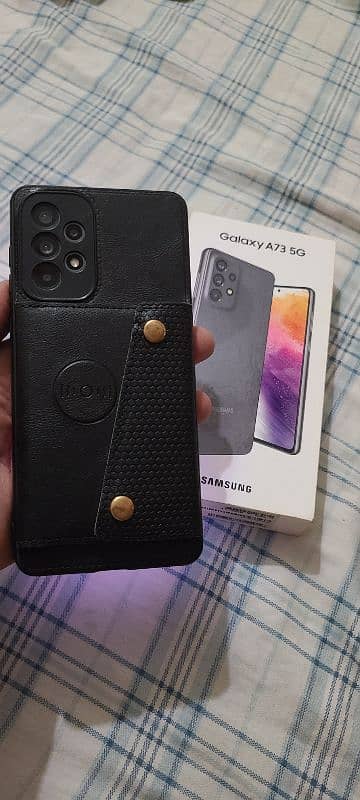 Samsung galaxy a73 5g 8/128 with box 1