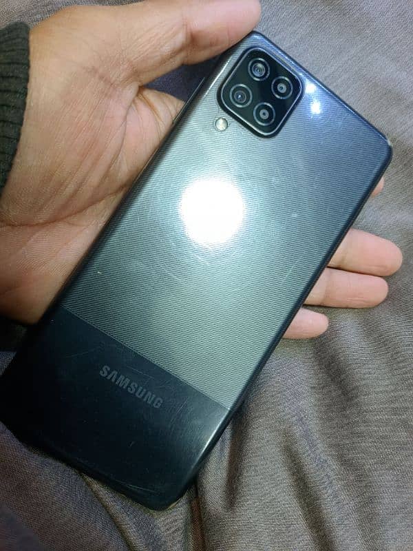 Samsung A12 4/128 Complete Saman 1