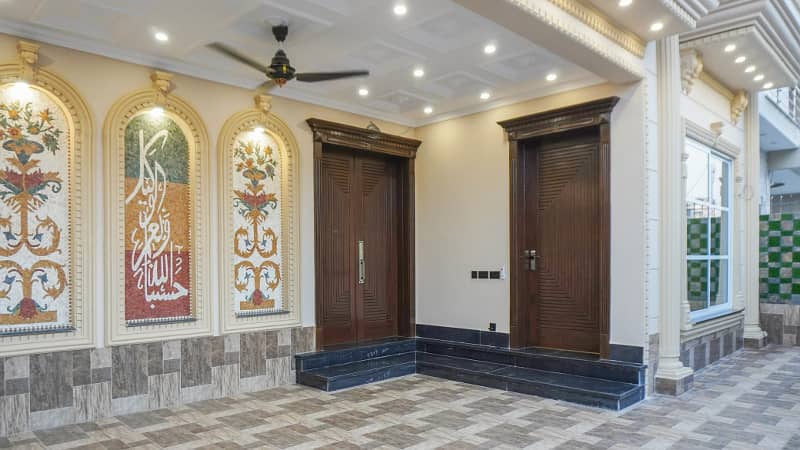 Brand New 10 Marla Modern Antique Design Bungalow 60 Ft Road For Sale In Jubilee Town Top Location Lahore 4