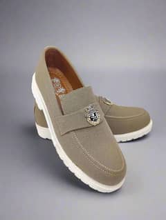 Men,s Beige Leather formel loafers