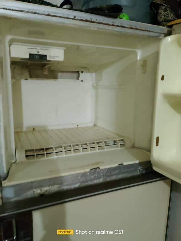 National Fridge for Sale. 4