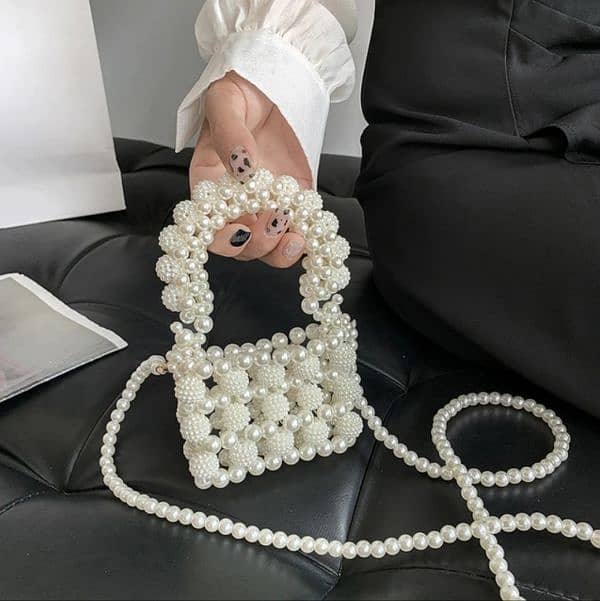 Fancy pearl cross body bags 1