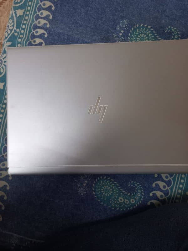 hp elite book 840 G5 16gb ram with 256 Nvme 3