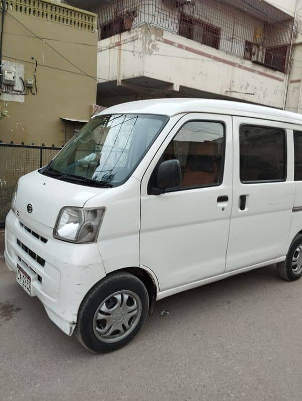 Daihatsu Hijet 2017 11