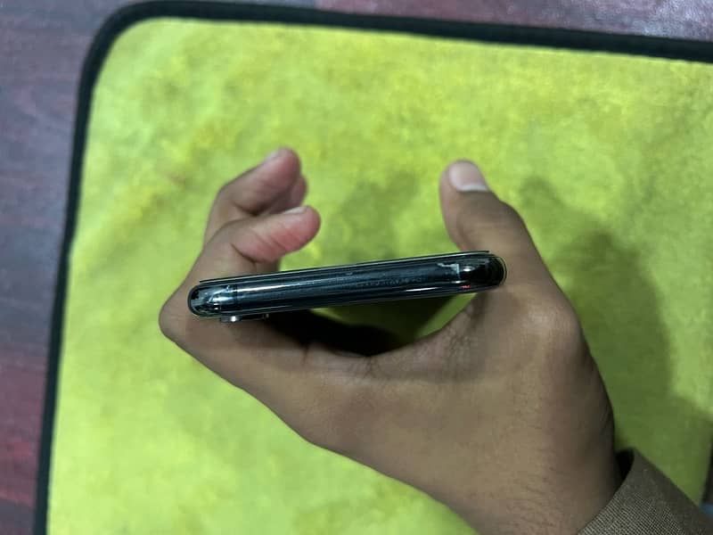 iPhone XS non factory 6