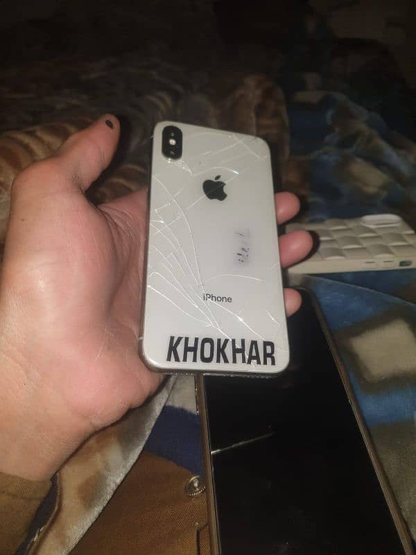 I'm selling my iphone x 64/gb al ok he exchange posibel he 4