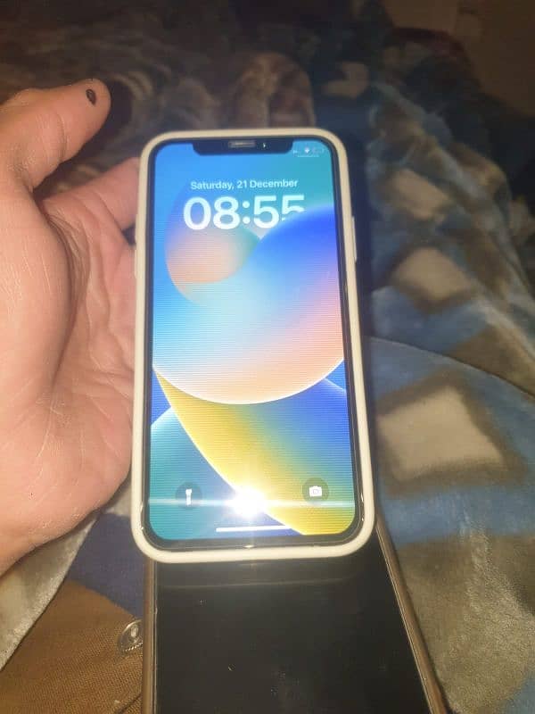 I'm selling my iphone x 64/gb al ok he exchange posibel he 5