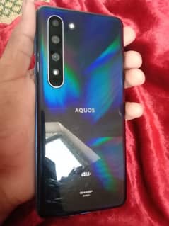 aquos r5G non pta 12/256