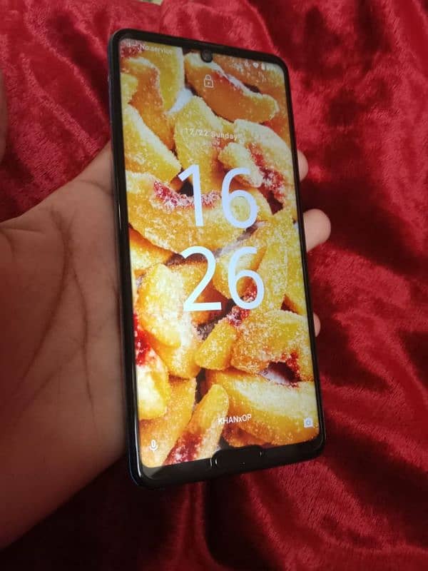 aquos r5G non pta 12/256 4