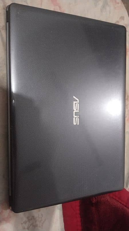 Asus laptop 4gb ram 250gb rom 0