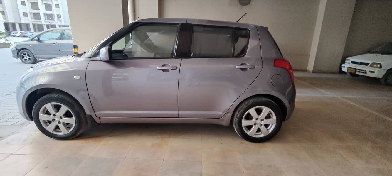 Suzuki Swift 2019 DLX Automatic 1.3 Navigation 3