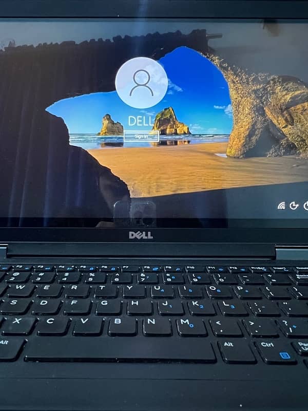 Dell Latitude E5470 1