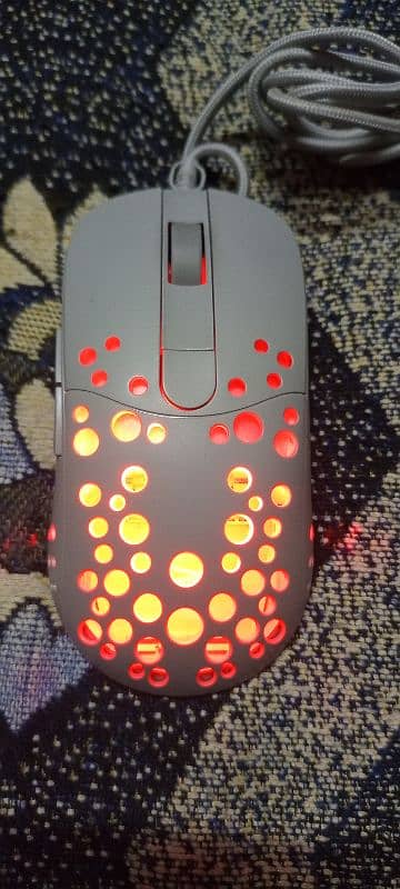 GAMING MOUSE 4