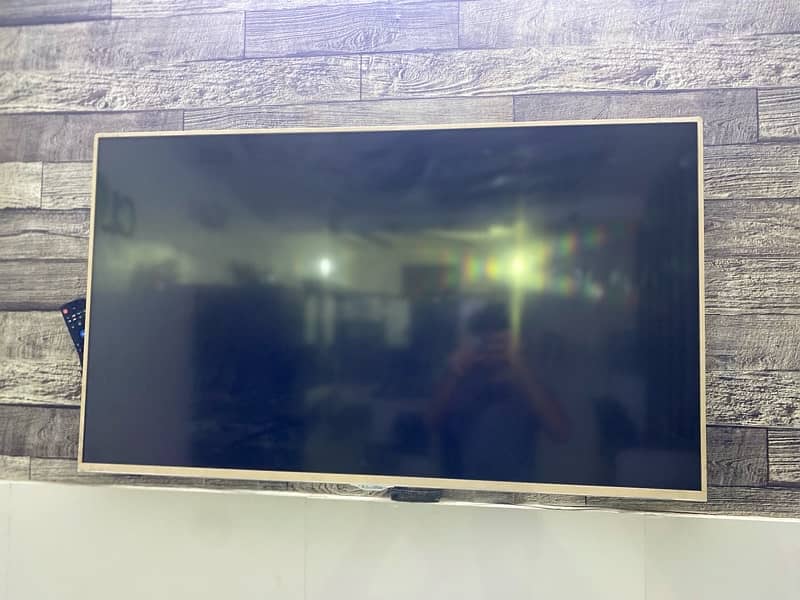 ecostar 50" smart tv 4