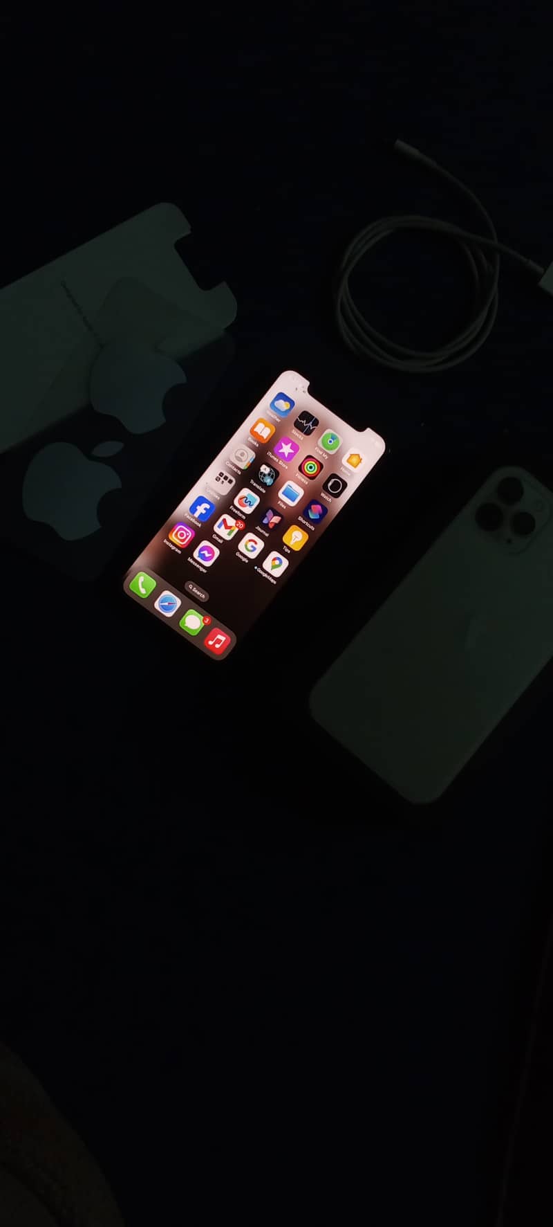 Apple iPhone 11 Pro 8