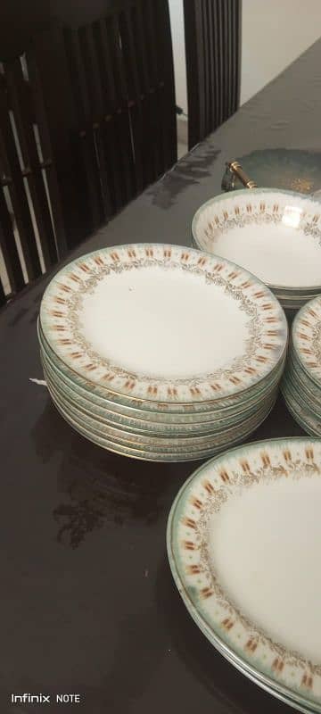 8 men dinner set 5