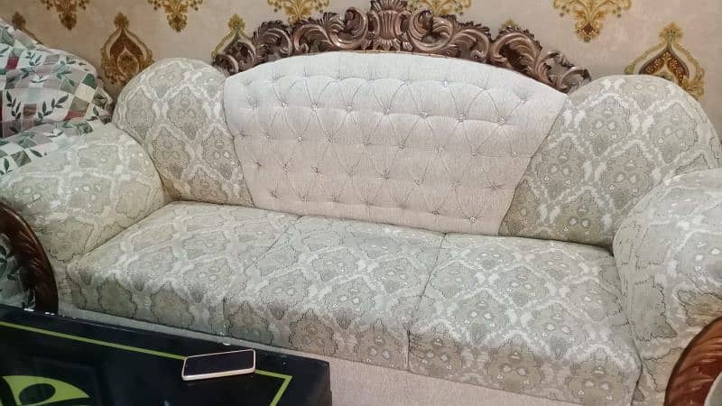 poshish sofa 6 seater. 1